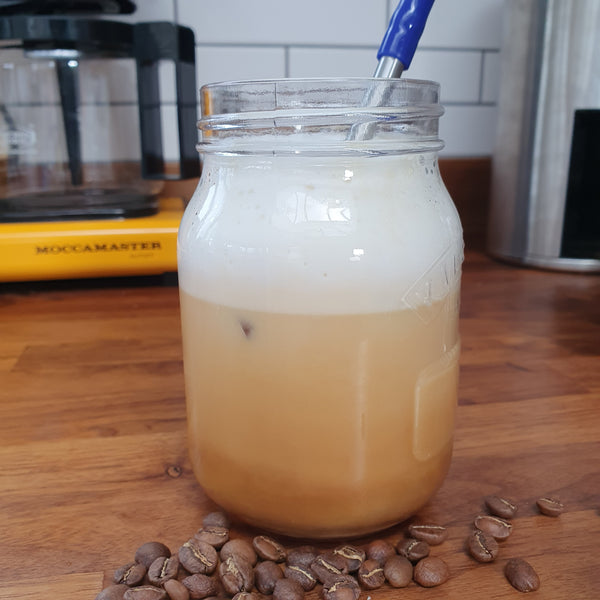 How to Make an Iced Latte at Home